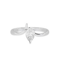 Singula Pear 0.771 Carat Lab Grown Diamond Ring
