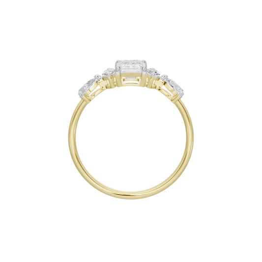 Yellow gold vermeil ring with rectangular step-cut lab diamond prongs