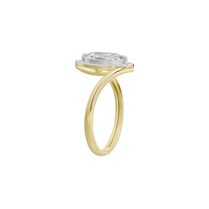 Yellow gold vermeil diamond ring with pear-cut lab stone and open band