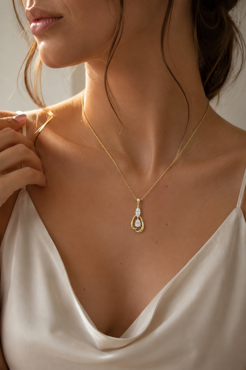 Atrium Lab Diamond Pendant