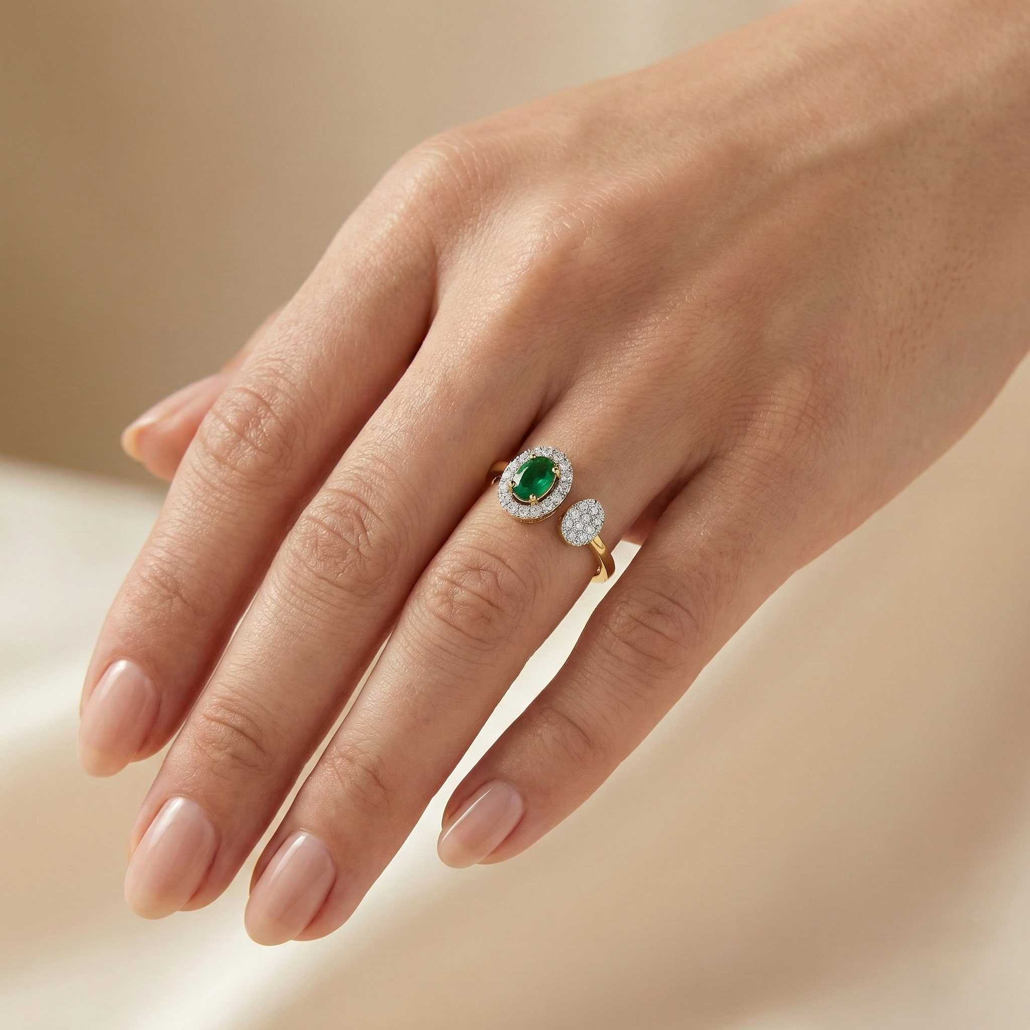 Emerald Sync - Lab Diamond Ring