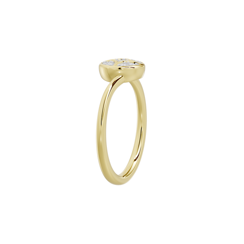 Yellow gold vermeil lab diamond ring, close-up of top setting
