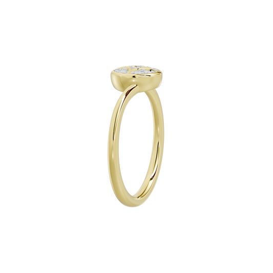 Yellow gold vermeil lab diamond ring, close-up of top setting
