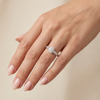 Minty Bagutte Crownlight - Lab Diamond Ring